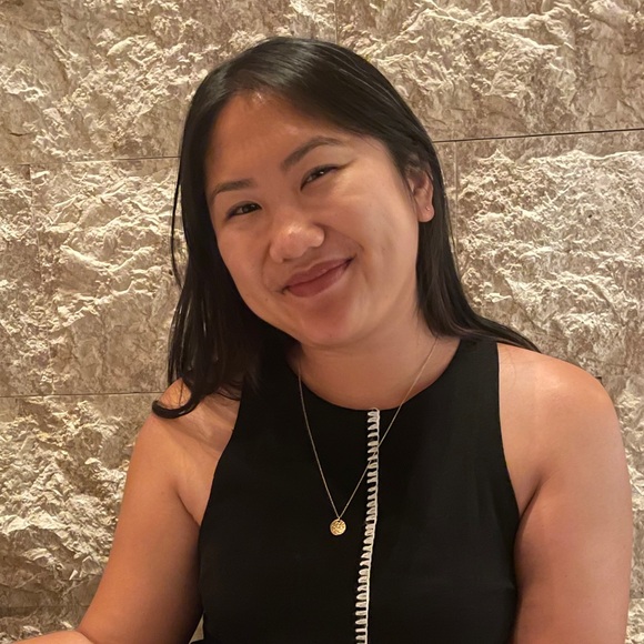 Meet your Posher, Danielle - Picture 1 of 1